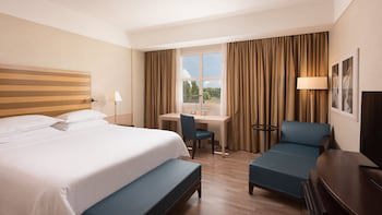 Sheraton Rome Parco de’ Medici fotoğrafı
