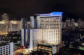 Grand Mercure Bangkok Atrium