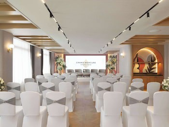 Grand Mercure Bangkok Atrium