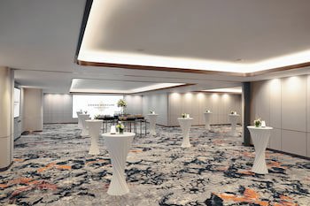Grand Mercure Bangkok Atrium