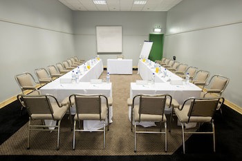 Holiday Inn Bulawayo, An Ihg Hotel
