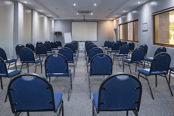 Holiday Inn Bulawayo, An Ihg Hotel