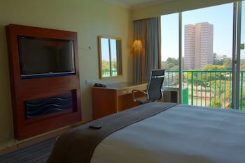 Holiday Inn Bulawayo, An Ihg Hotel