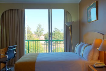 Holiday Inn Bulawayo, An Ihg Hotel