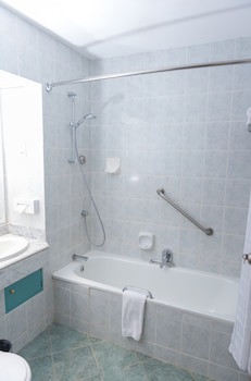 Holiday Inn Bulawayo, An Ihg Hotel