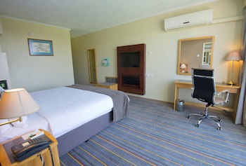 Holiday Inn Bulawayo, An Ihg Hotel
