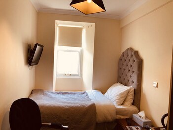 Allison House 17