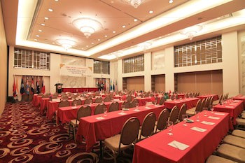 Century Park Hotel