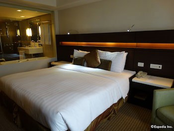 Century Park Hotel