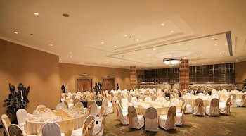 Century Park Hotel