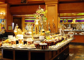 Century Park Hotel