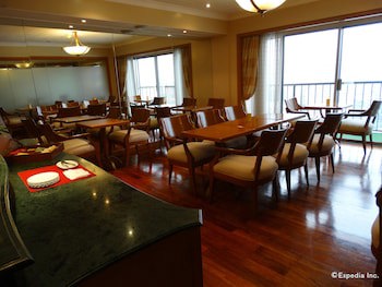 Century Park Hotel