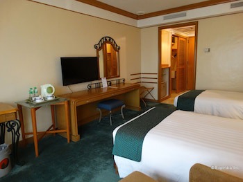 Century Park Hotel