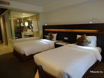 Century Park Hotel