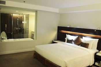 Century Park Hotel
