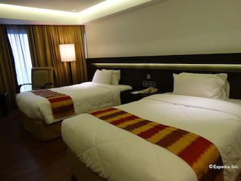 Century Park Hotel