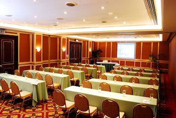 Century Park Hotel