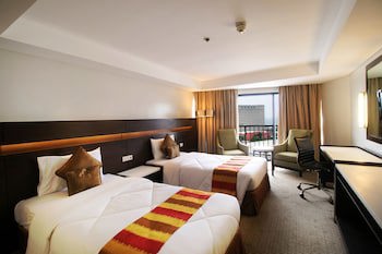 Century Park Hotel