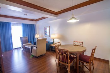 Century Park Hotel