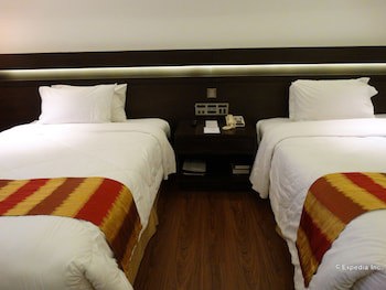 Century Park Hotel