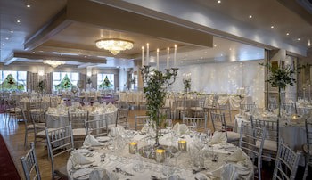 Falls Hotel & Spa