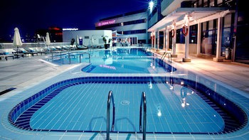 Crowne Plaza Dubai Deira, An Ihg Hotel