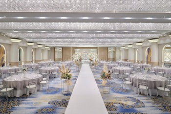 Crowne Plaza Dubai Deira, An Ihg Hotel