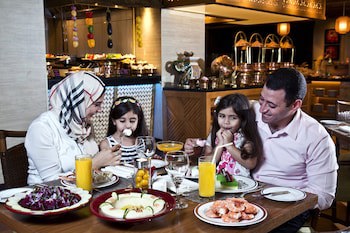 Crowne Plaza Dubai Deira, An Ihg Hotel