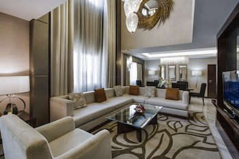 Crowne Plaza Dubai Deira, An Ihg Hotel