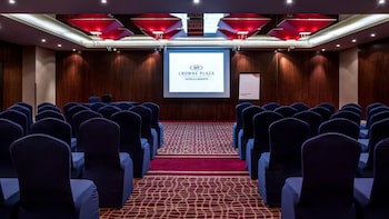 Crowne Plaza Dubai Deira, An Ihg Hotel