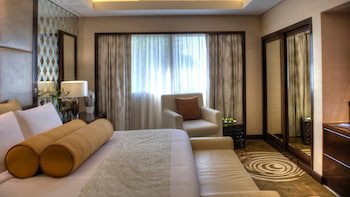 Crowne Plaza Dubai Deira, An Ihg Hotel