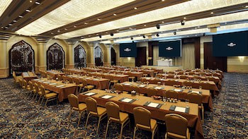 Crowne Plaza Dubai Deira, An Ihg Hotel