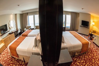 Crowne Plaza Dubai Deira, An Ihg Hotel