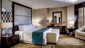 Crowne Plaza Dubai Deira, An Ihg Hotel