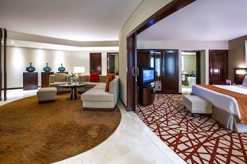 Crowne Plaza Dubai Deira, An Ihg Hotel