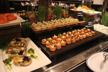 Crowne Plaza Dubai Deira, An Ihg Hotel