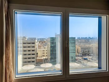 Crowne Plaza Dubai Deira, An Ihg Hotel