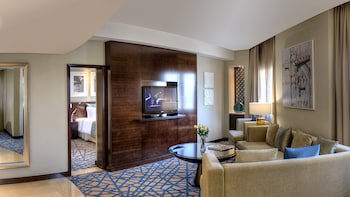 Crowne Plaza Dubai Deira, An Ihg Hotel