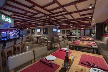 Crowne Plaza Dubai Deira, An Ihg Hotel