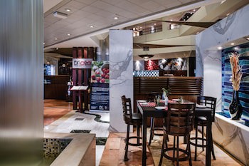 Crowne Plaza Dubai Deira, An Ihg Hotel