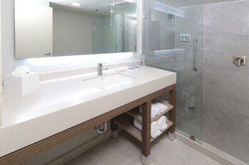 Courtyard By Marriott Monterrey Airport