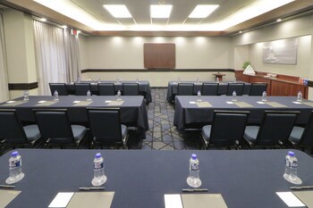 Courtyard By Marriott Monterrey Airport