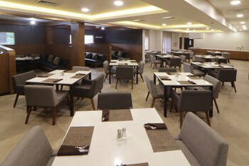 Courtyard By Marriott Monterrey Airport