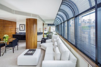 Como The Halkin