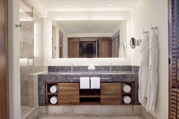 Four Seasons Resort Punta Mita