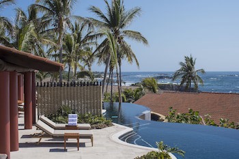 Four Seasons Resort Punta Mita