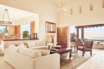 Four Seasons Resort Punta Mita