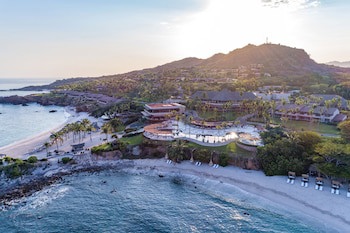 Four Seasons Resort Punta Mita