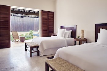 Four Seasons Resort Punta Mita