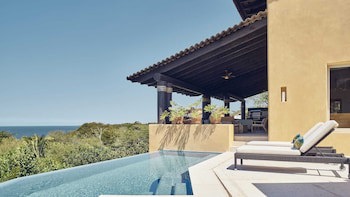 Four Seasons Resort Punta Mita
